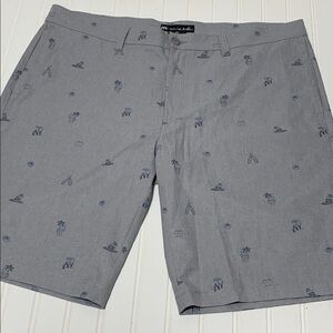 Travis Matthew Gray Golf Shorts Straight Shot 40 X 11